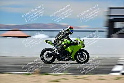 media/Mar-25-2024-Moto Forza (Mon) [[8d4319bd68]]/3-Intermediate Group/Session 4 (Front Straight Speed Pans)/